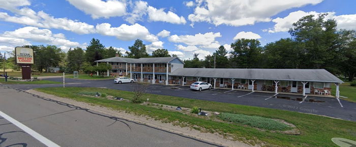 River Country Motor Lodge